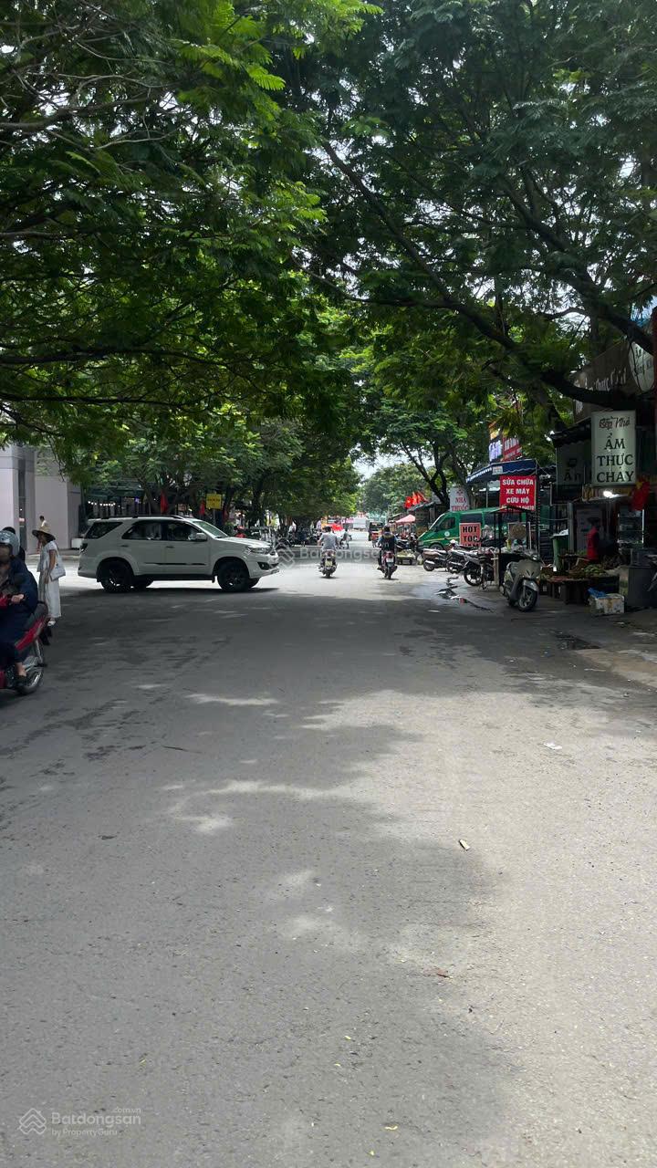 Bán lô góc mặt tiền đối diện chung cư, thuận tiện kinh doanh buôn bán, đang thuê có dòng tiền sẵn