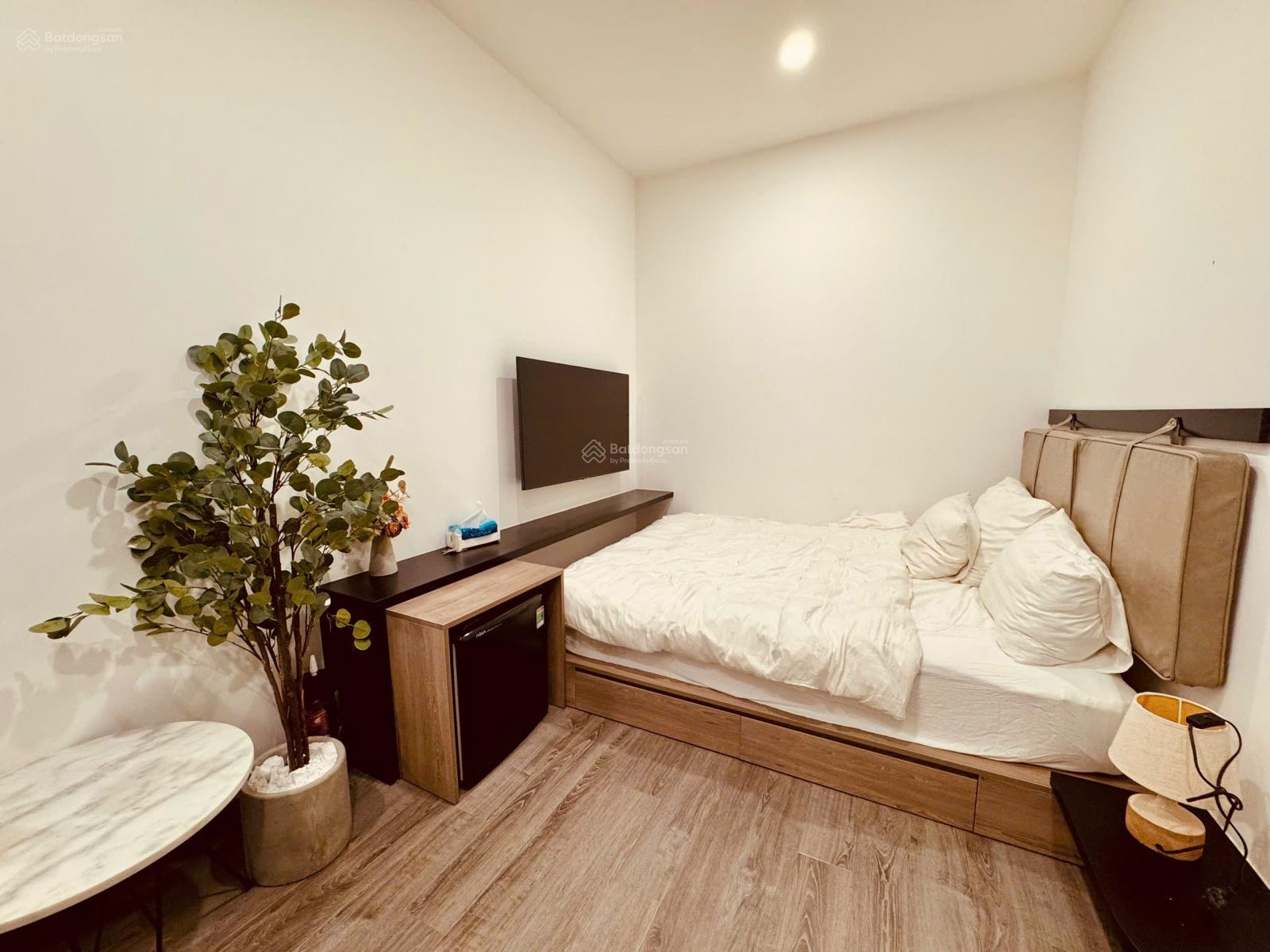 Bán nhà Nguyễn Thị Nghĩa, trung tâm Đà Lạt 4 tầng, nhà mới hoàn thiện full nội thất xịn, sổ riêng. Bán nhà Nguyễn Thị Nghĩa, trung tâm Đà Lạt 4 tầng, nhà mới hoàn thiện full nội thất xịn, sổ riêng.