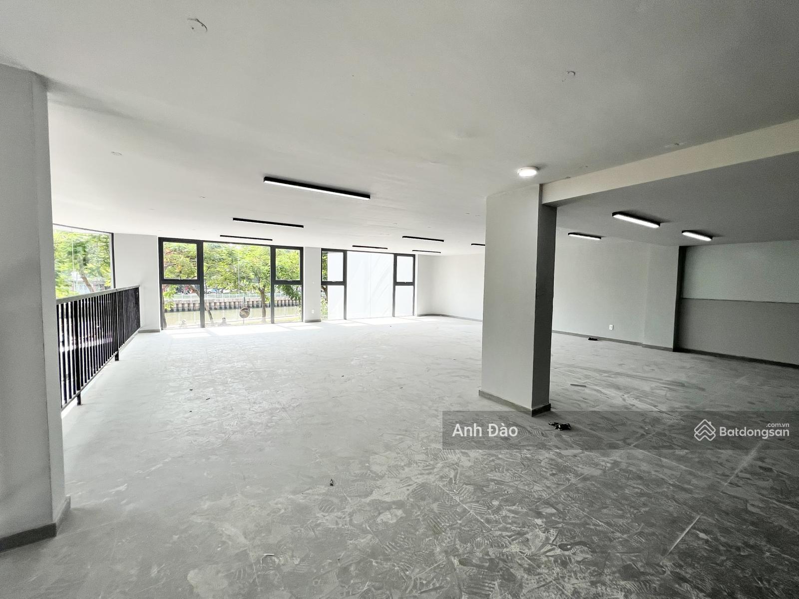 Cho thuê nguyên căn mặt tiền đường Hoàng Văn Thụ gần trung tâm triển lãm Tân Bình Cho thuê nguyên căn mặt tiền đường Hoàng Văn Thụ gần trung tâm triển lãm Tân Bình