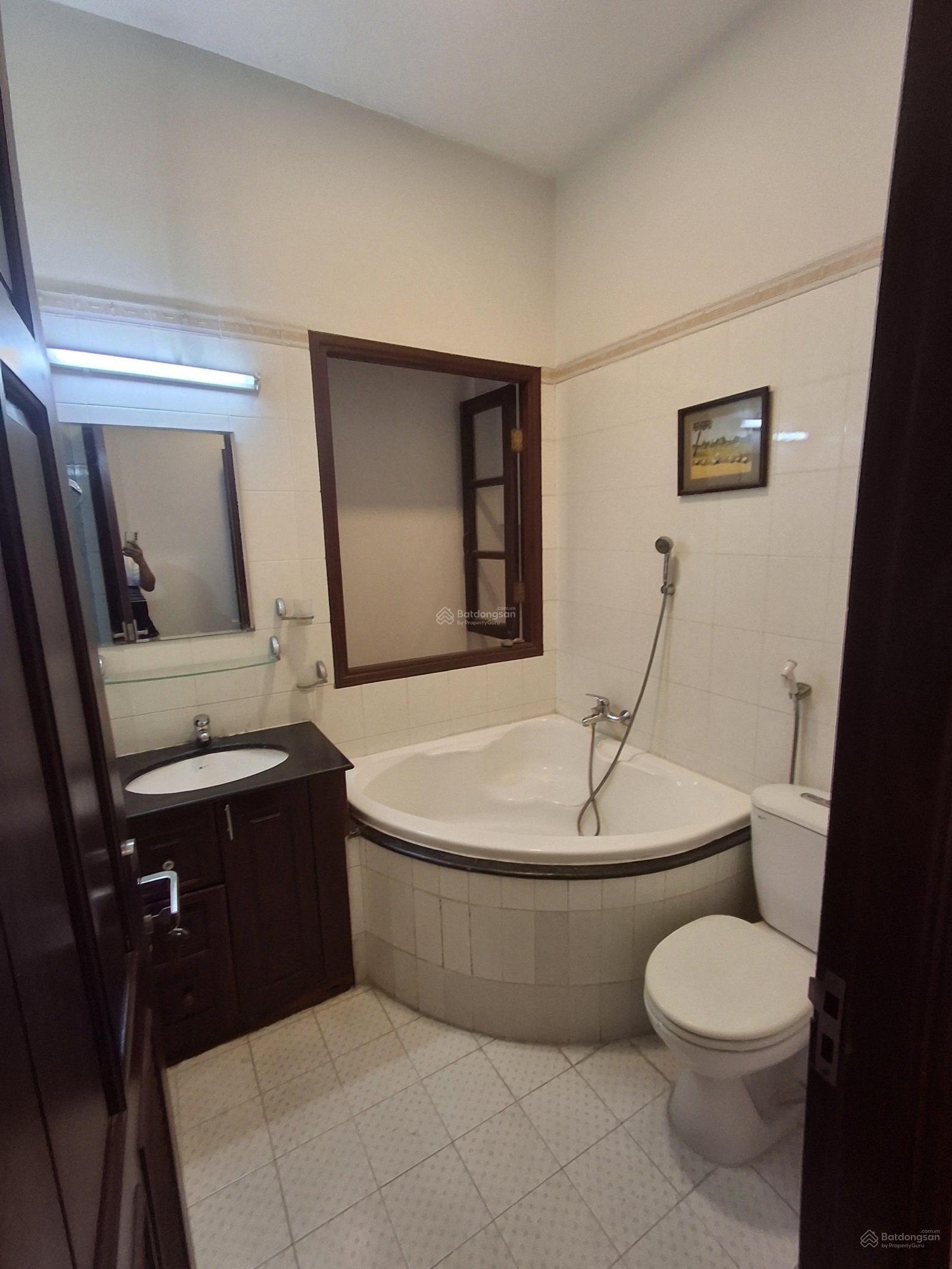 Cho thuê CHCC Nguyễn Văn Công Phường 3, Gò Vấp. DT 70m2. Giá 11,5 triệu. 0985 243 ***