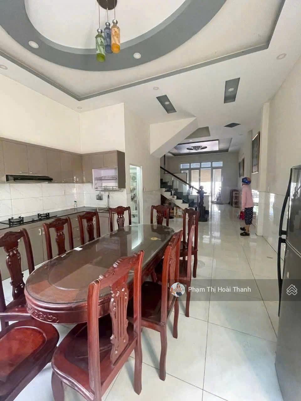 (15tr) Cho thuê nhà 3 tầng gần cao đẳng Công Thương, 100m2 ( 5 x 20), 4pn, 3wc, đường 6m (15tr) Cho thuê nhà 3 tầng gần cao đẳng Công Thương, 100m2 ( 5 x 20), 4pn, 3wc, đường 6m