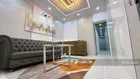 Nhà mình bán 120 m2 sổ đỏ tập thể tầng 1 phố 8/3 HBT có cửa hàng & 3 ngủ full xịn , 2 thoáng đẹp .