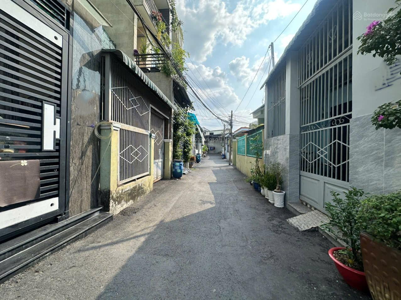 Đầu tư sinh lời! Dãy trọ hẻm xe hơi Linh Xuân - 8 phòng - 98.4m² - thu 20tr/tháng Đầu tư sinh lời! Dãy trọ hẻm xe hơi Linh Xuân - 8 phòng - 98.4m² - thu 20tr/tháng