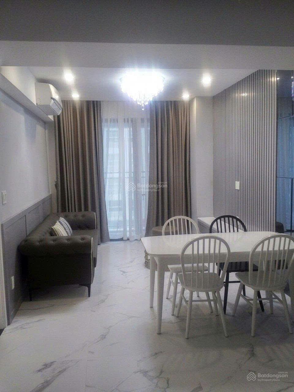 Cho thuê CH 2PN full nội thất, 74m2, 17 triệu VND tại Saigon South Residences, thích hợp ở gia đình