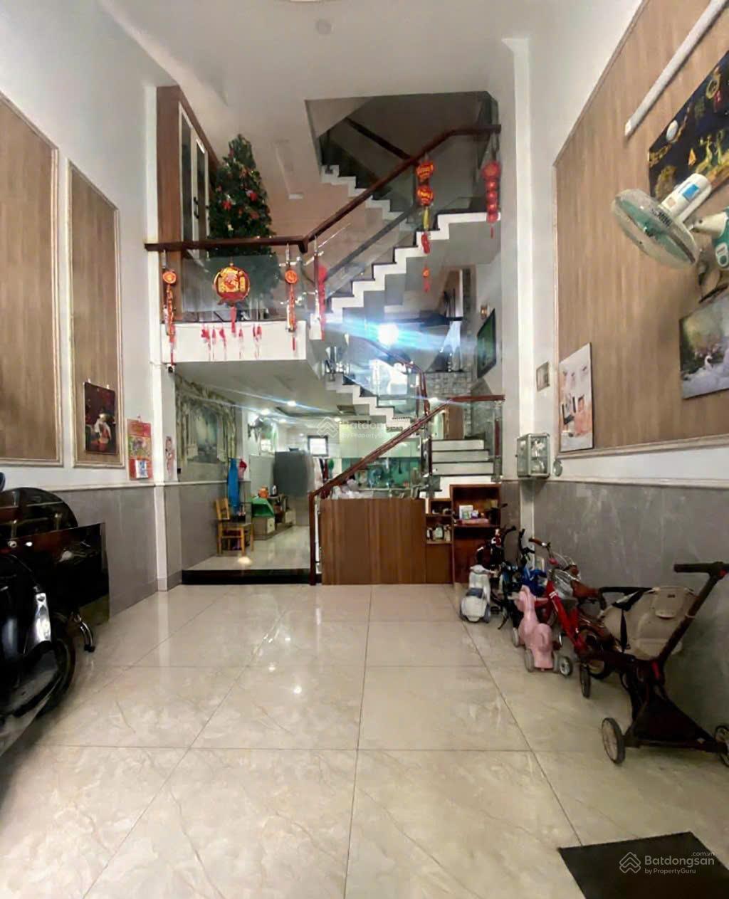 Bán nhà đường Nguyễn Văn Quá Q12 - đường nhựa 10m có lề - nhà 5 tầng - 6 tỷ 3