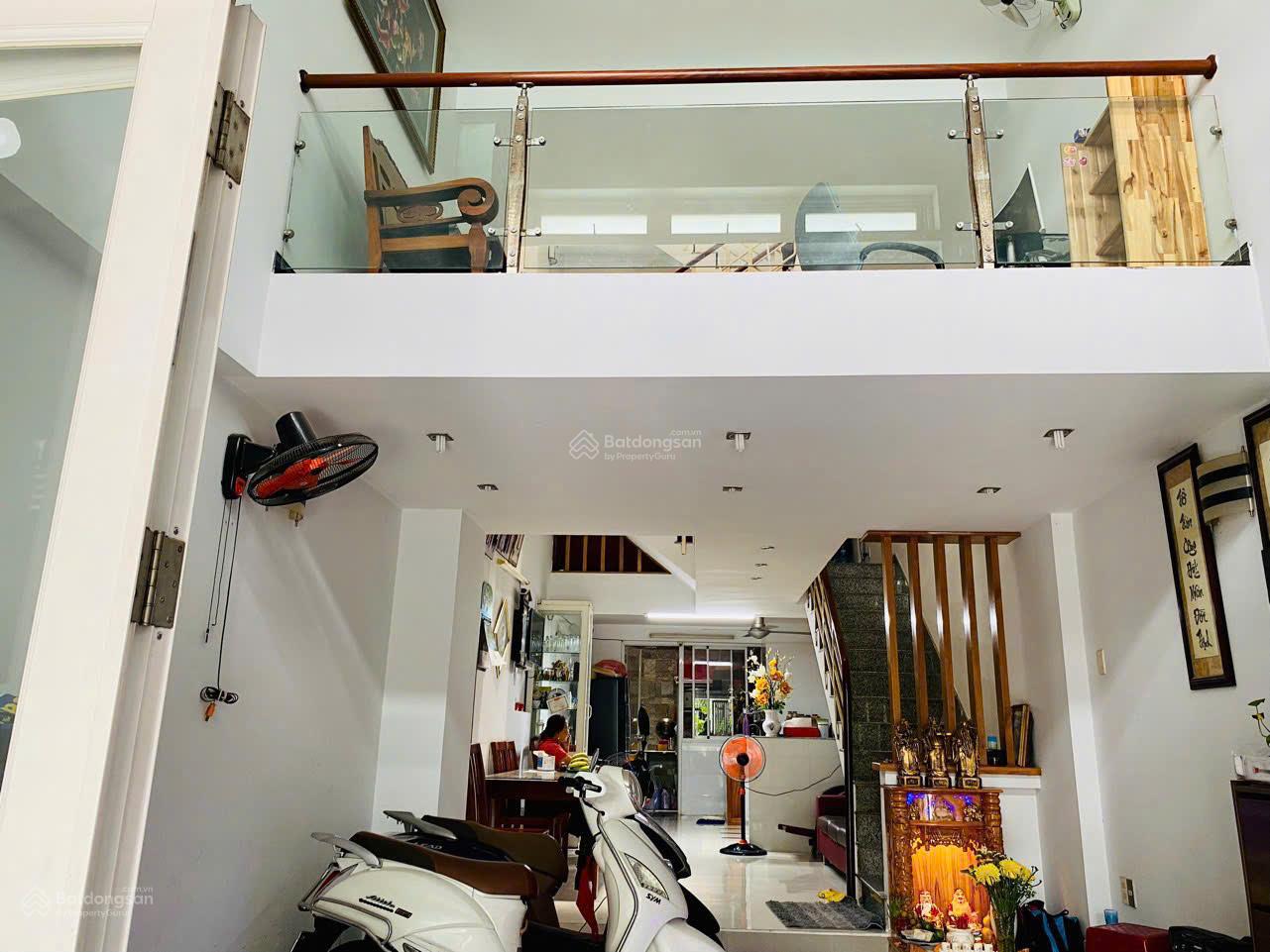 Bán Nhà Mới Đẹp - Mặt tiền Trần Thủ Độ, Phường Phú Thạnh, Quận Tân Phú. 4x18,5m - Đúc 5 Tấm