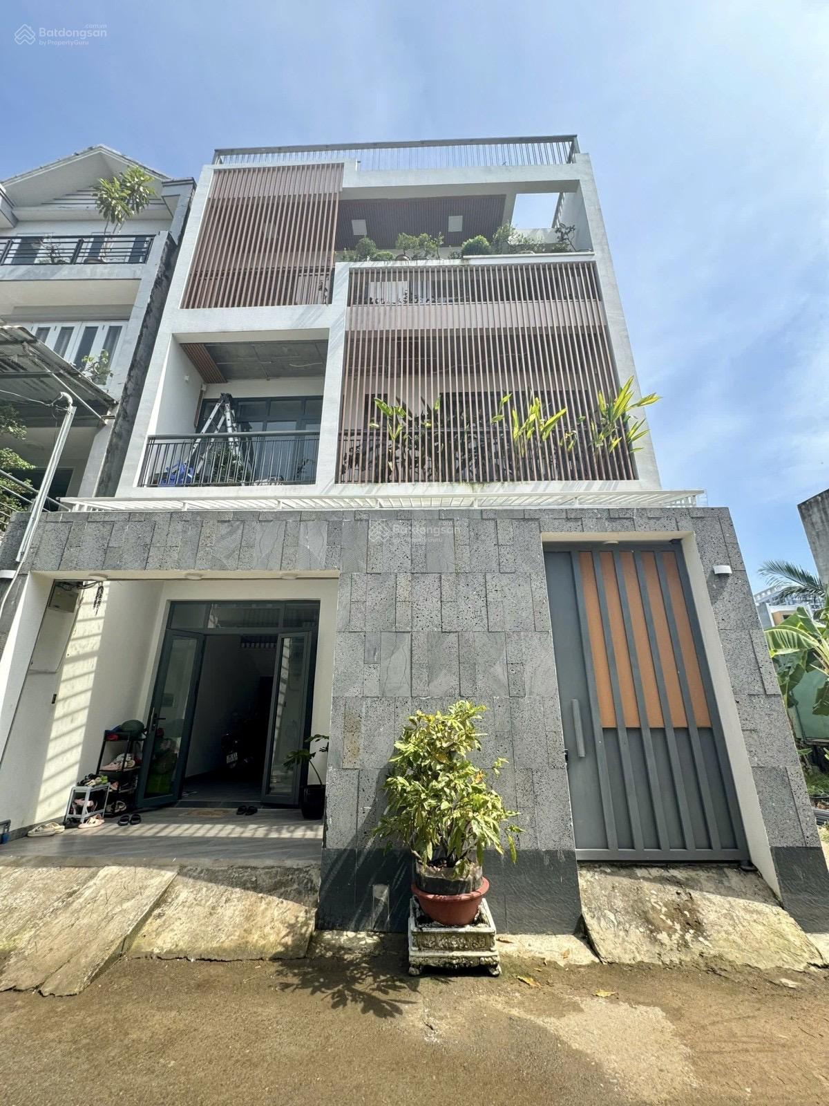 63m2. 7,8*8,1. KDC Việt Nhân Eco2. Trưởng Lưu. Full thổ. SHR. Gấp bán: 3 tỷ chín.