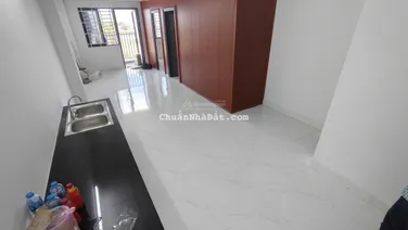 CHO THUÊ CĂN HỘ HỒNG LOAN 5C, 60M2, 2 PHÒNG NGỦ, 2WC, 2 MÁY LẠNH, MỚI, THANG MÁY, GẦN BẾN XE CT