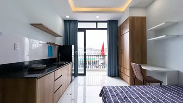 Cho thuê CC mini bancol tại Nguyễn Xí, 6,2 triệu, 30m2, giá tốt, view đẹp