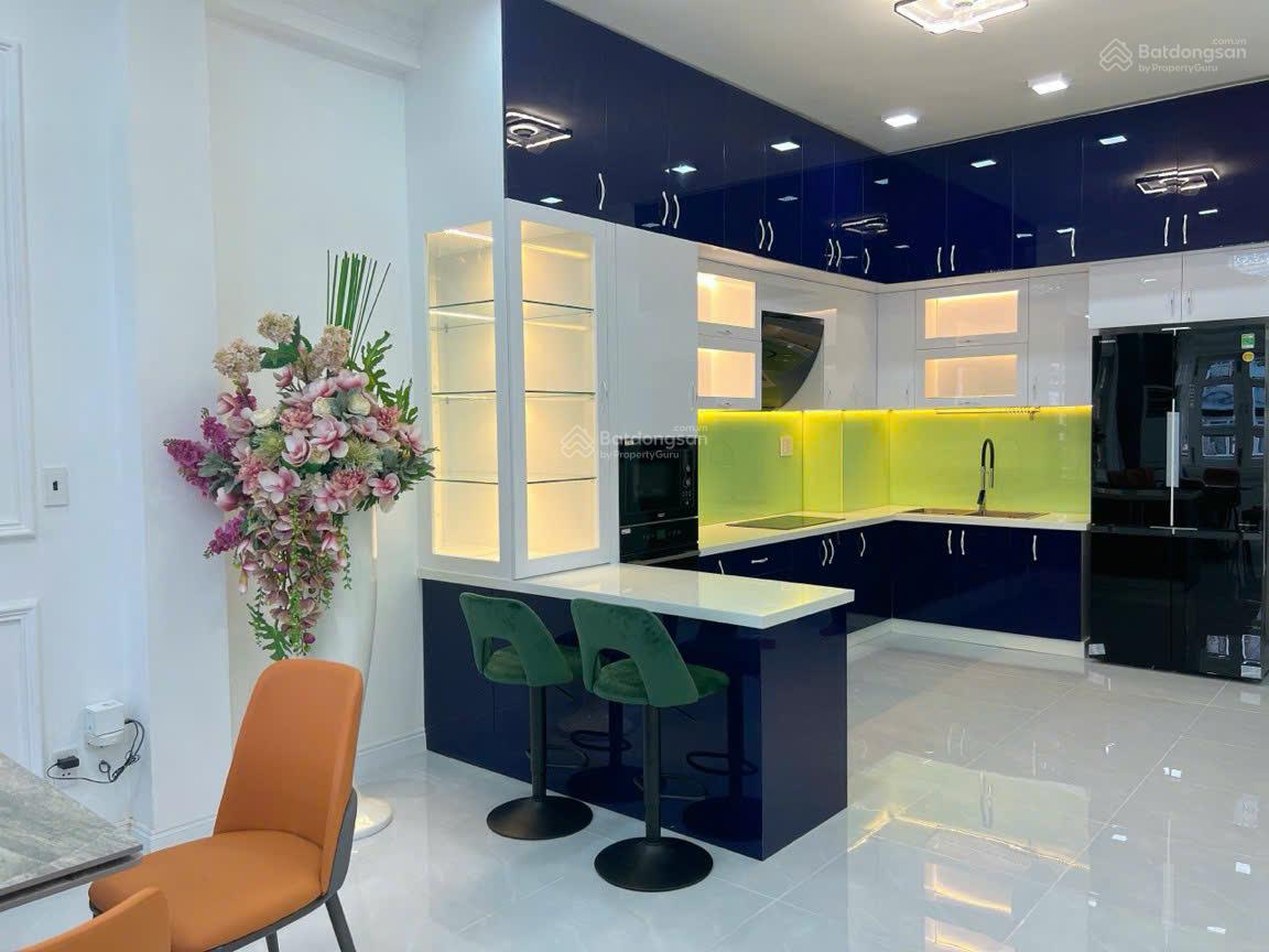 Cho thuê nhà mặt tiền 239 Ngô Gia Tự (DT: 4x16m 4 lầu mới đẹp) Quận 10 - giá 60 triệu Cho thuê nhà mặt tiền 239 Ngô Gia Tự (DT: 4x16m 4 lầu mới đẹp) Quận 10 - giá 60 triệu