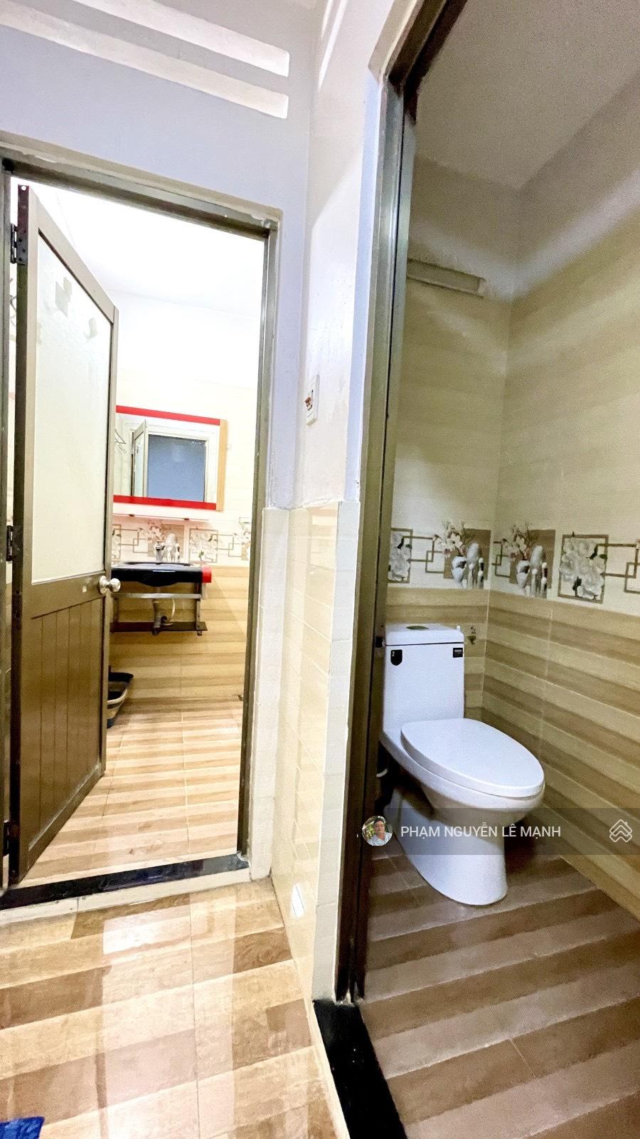 LÔ A CC GIA PHÚ BHH BT THANG MÁY VIEW 2 MẶT 63M(6M X 11.5M) SHR 2.6T