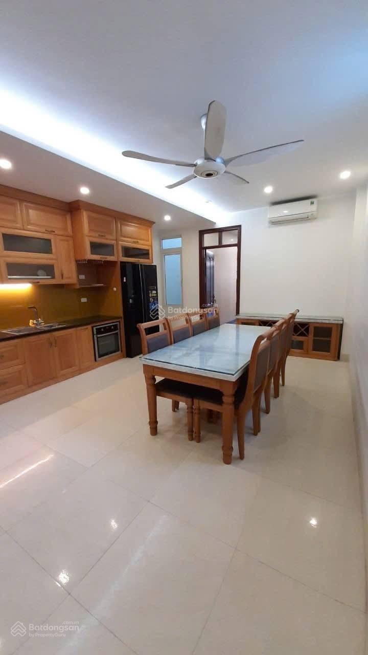 Chính chủ bán nhà Phố Thái Hà,Đống Đa - 67m2x5T - phân lô,oto đỗ cựa - khu VIP - gần phố - 18,8 tỷ