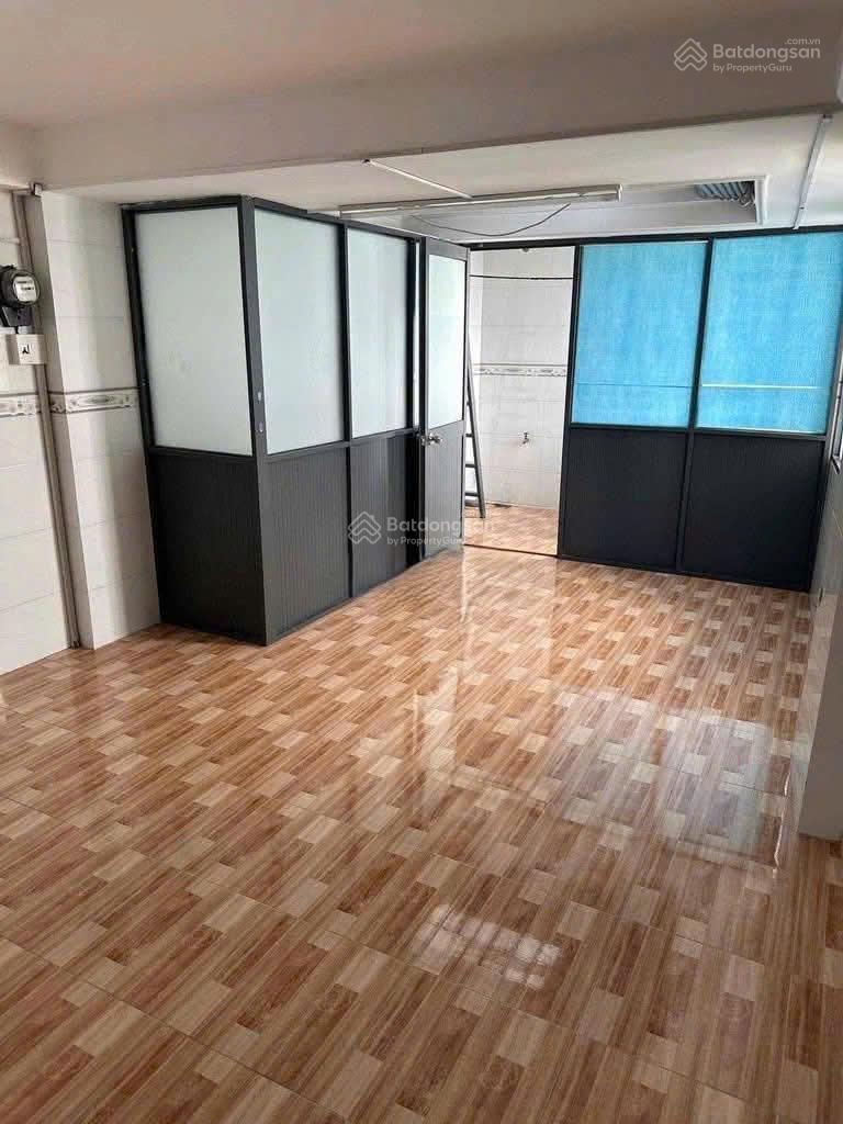 Cho thuê nhà hẻm 2m(XM) Cách Mạng Tháng 8, P.11, Q.3 giá 9tr Cho thuê nhà hẻm 2m(XM) Cách Mạng Tháng 8, P.11, Q.3 giá 9tr