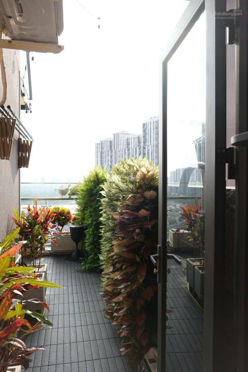 Cần cho thuê căn hộ 3PN Duplex thông tầng Precia tầng cao view xem bắn pháo hoa, có sân vườn riêng