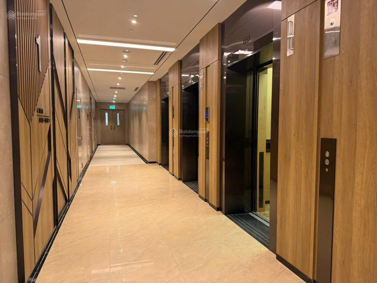 Cho thuê căn hộ 2PN, 98m2 tại The Infiniti Riviera Point, 22 triệu VND, miễn phí quản lí 6th