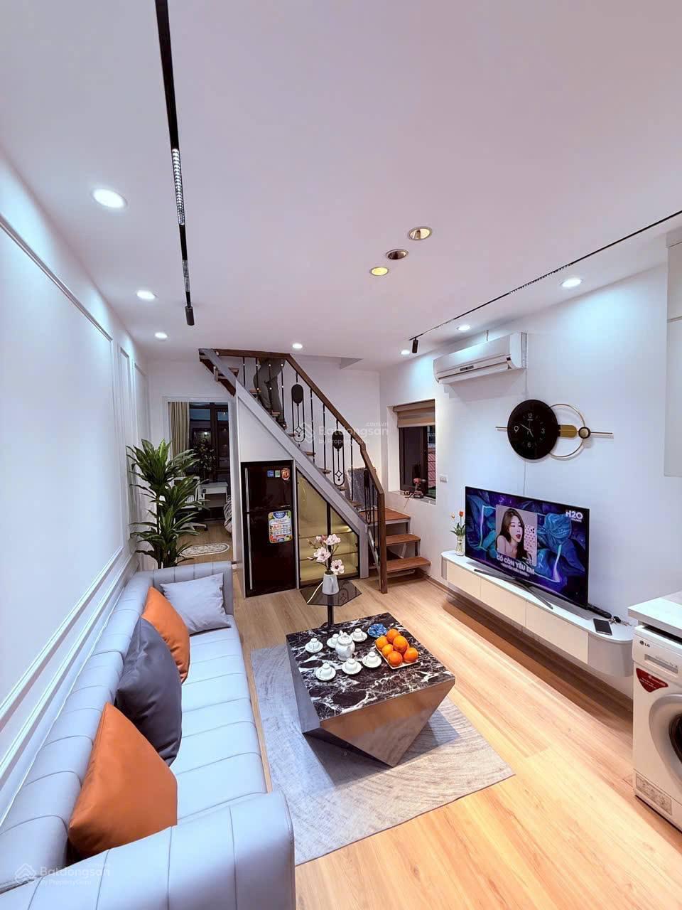 Bán nhà Lương Đình Của - Kim Liên, Đống Đa 90m2, giá 4,68 tỷ Bán nhà Lương Đình Của - Kim Liên, Đống Đa 90m2, giá 4,68 tỷ