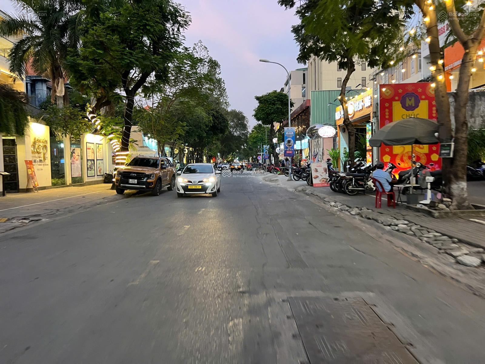 Căn góc 2 mặt tiền đường Thống Nhất - Khổng Tử khu VIP Bình Thọ Thủ Đức - giá 180tr/m2 TL chính chủ