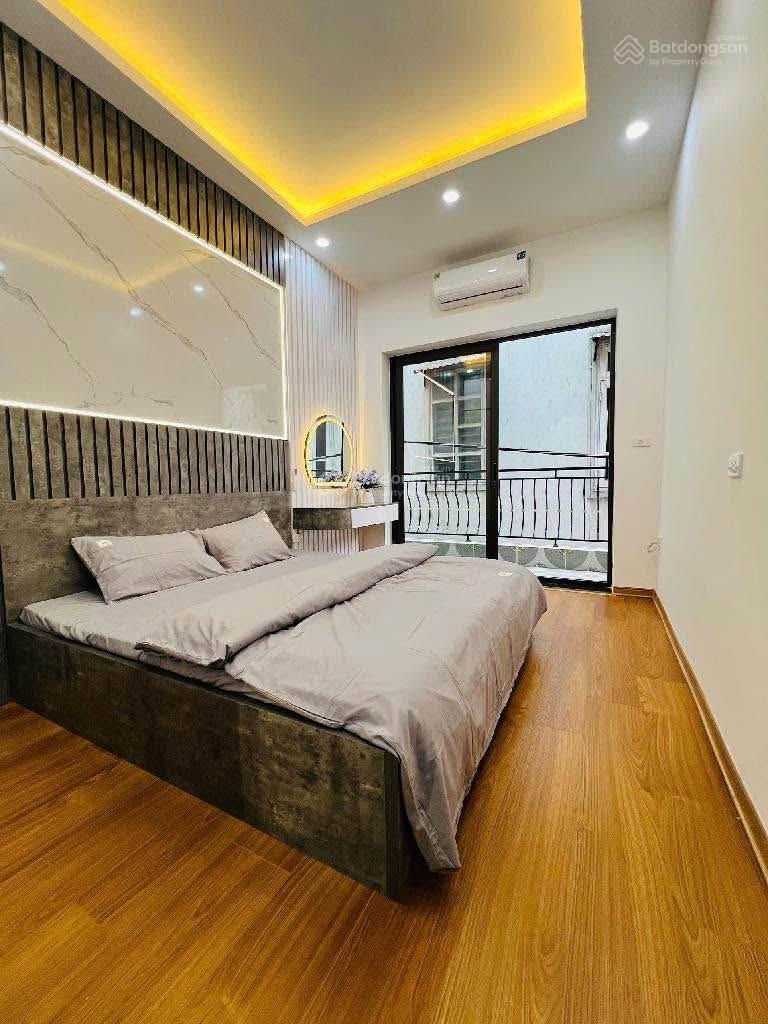 Phân lô Ngọc Khánh, ô tô đỗ cửa, nhà xây mới 6T thang máy, tặng full nội thất nhập 45m giá 20 tỷ