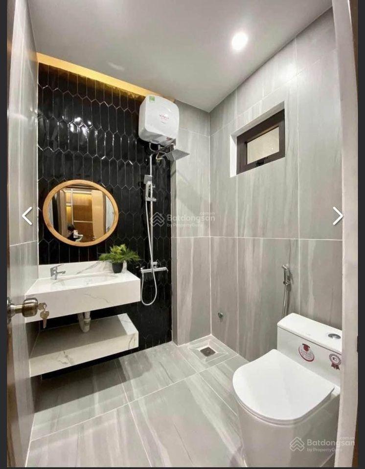 Phân lô Ngọc Khánh, ô tô đỗ cửa, nhà xây mới 6T thang máy, tặng full nội thất nhập 45m giá 20 tỷ