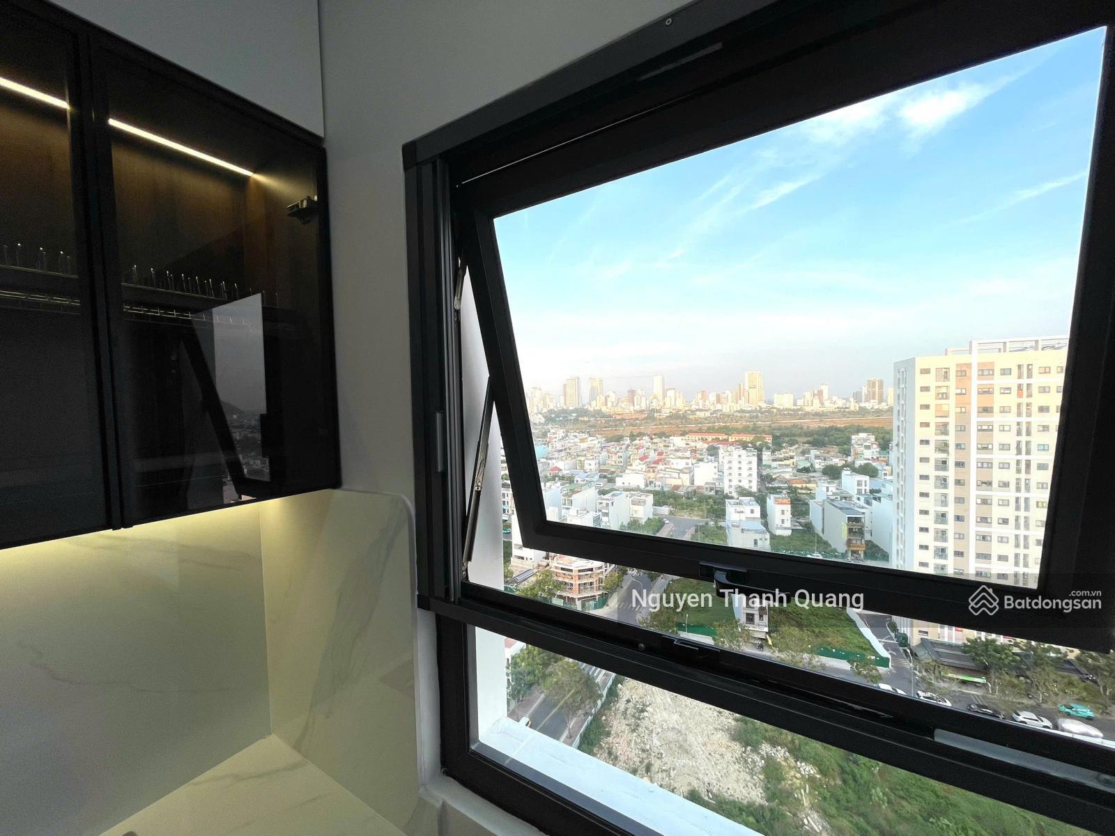 Căn hộ Góc view biển Nha Trang - sổ hồng pháp lý chuẩn 2 phòng ngủ 2 vệ sinh - nội thất đẹp