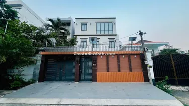 Siêu Rẻ ! Bán biệt thự đẹp xinh ngay Chu Văn An ,Bình Thạnh 187m2 (9x23)-2 tầng-Sân vườn -Gía 28 tỷ