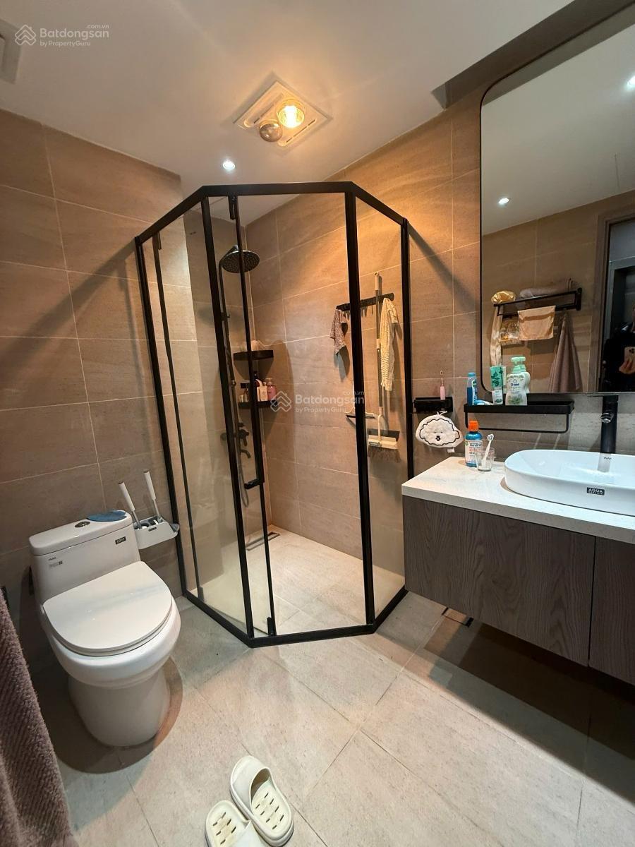 Siêu hiếm! Phố Nguyễn Trường Tộ, ngõ rộng 1 nhà ra phố, căn góc siêu thoáng, dân xây 37m*4T full NT