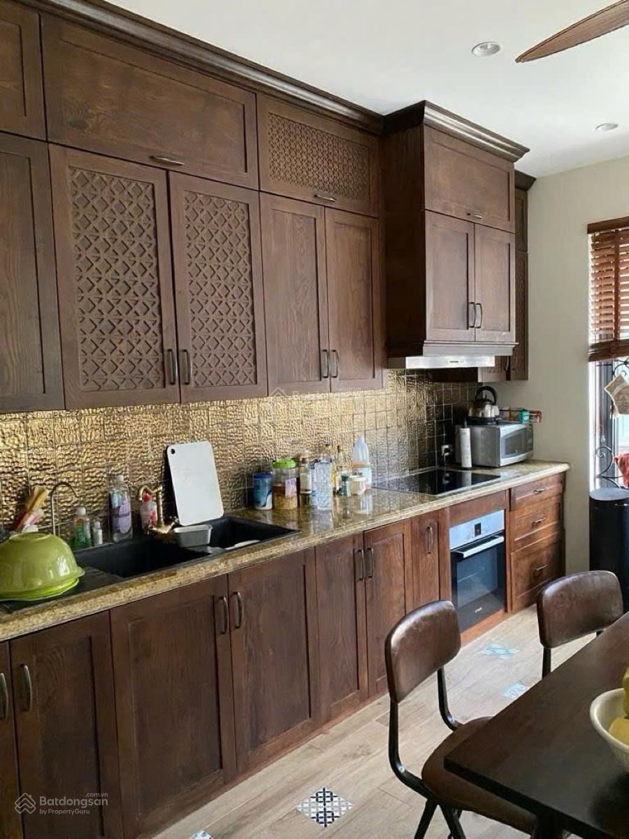 Siêu hiếm! Phố Nguyễn Trường Tộ, ngõ rộng 1 nhà ra phố, căn góc siêu thoáng, dân xây 37m*4T full NT