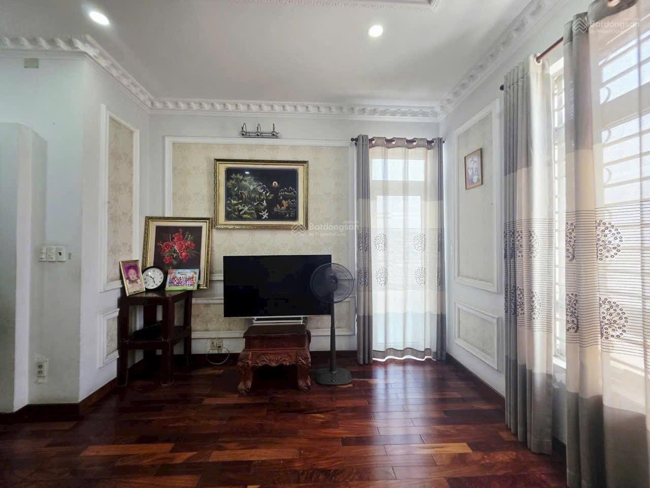 15,5 tỷ MẶT TIỀN KINH DOANH ĐƯỜNG B - KDC SÔNG ĐÀ - HIỆP BÌNH CHÁNH 102M2 - 4 TẦNG 102m2(5x20.5) -