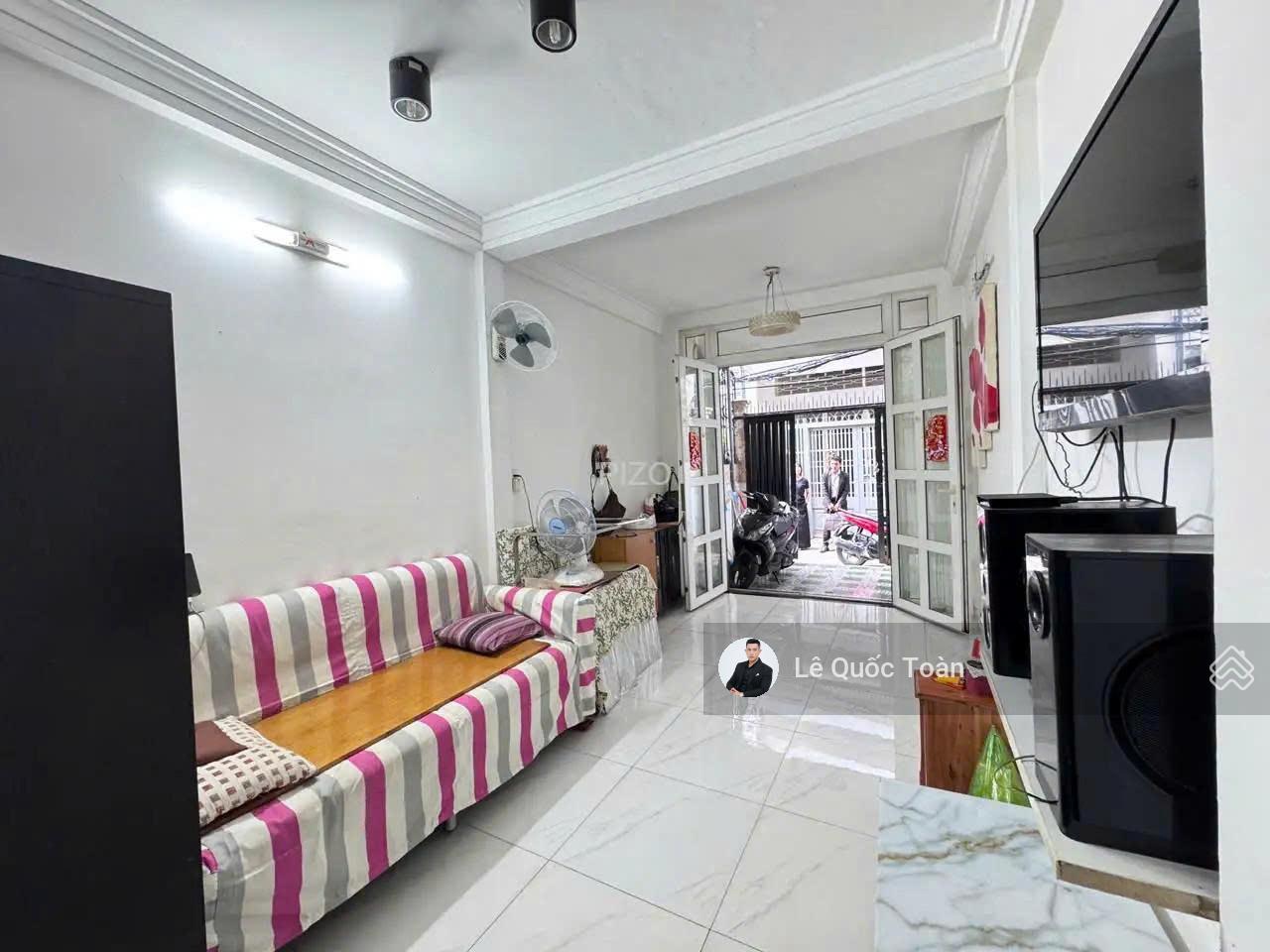 KHU HIẾM NHÀ BÁN! Bán nhà Lý Văn Phức, Tân Định, Q1. Nhà 2 tầng tiện xây mới, 47.4m2 chỉ 11,5 tỷ TL