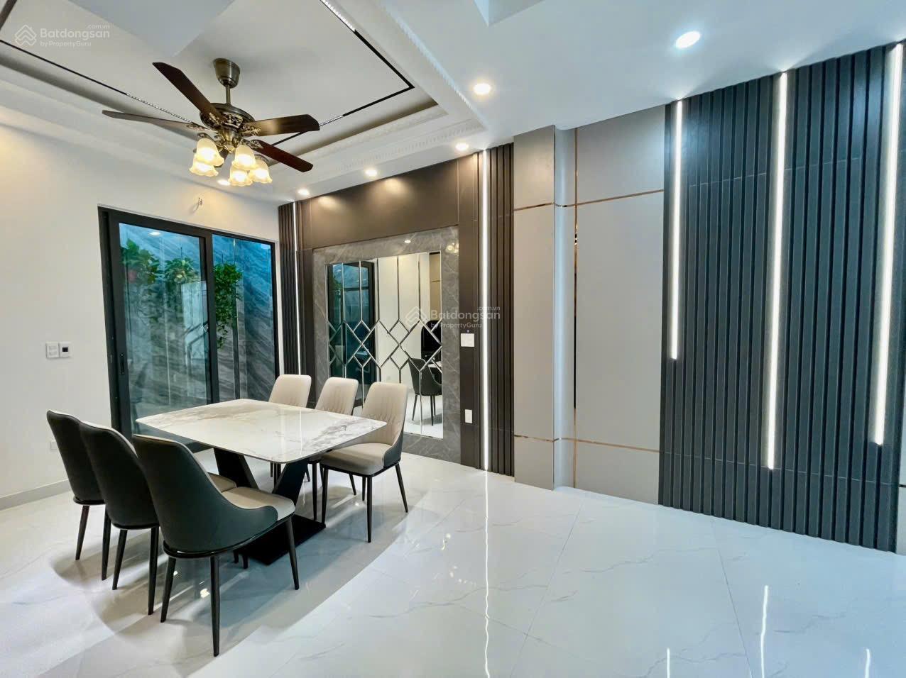 Nhà 4 tầng phân lô TDC A51 - Hồ Sen - Lê Chân. Đường 3 oto tránh nhau, rẻ nhất phân khúc