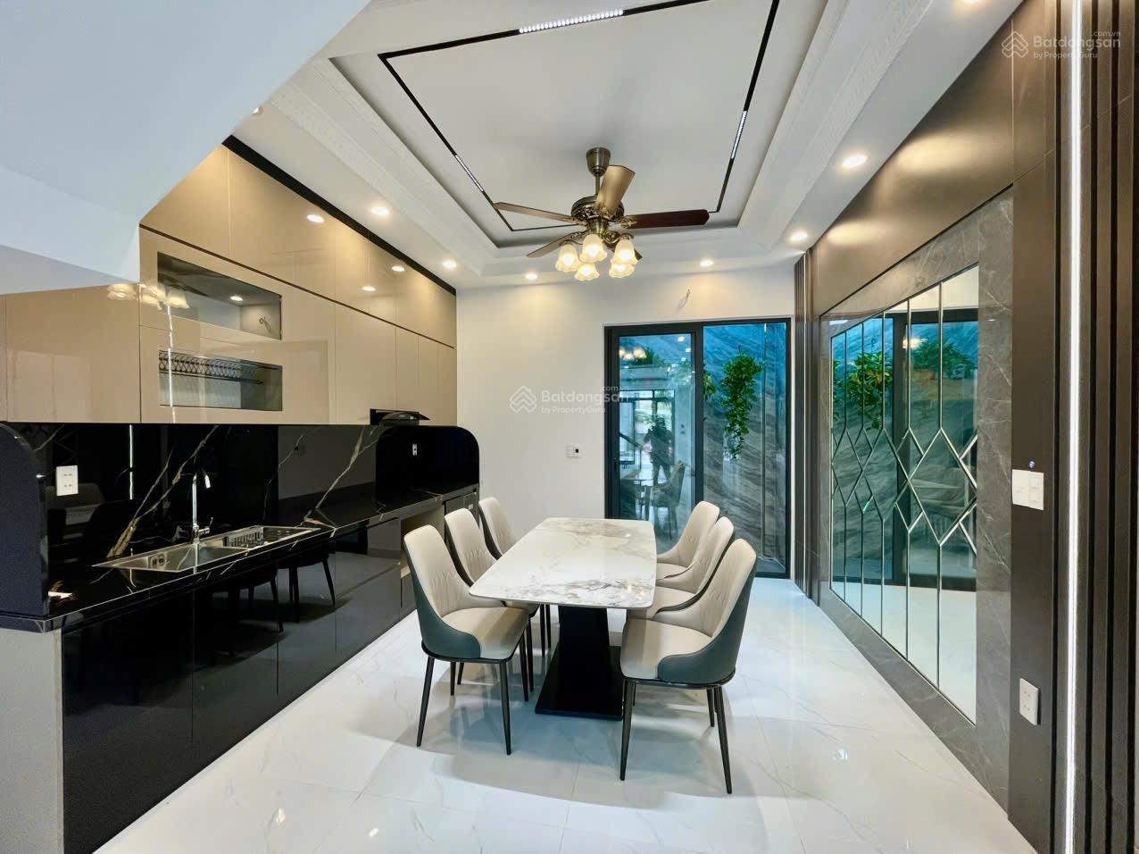 Nhà 4 tầng phân lô TDC A51 - Hồ Sen - Lê Chân. Đường 3 oto tránh nhau, rẻ nhất phân khúc