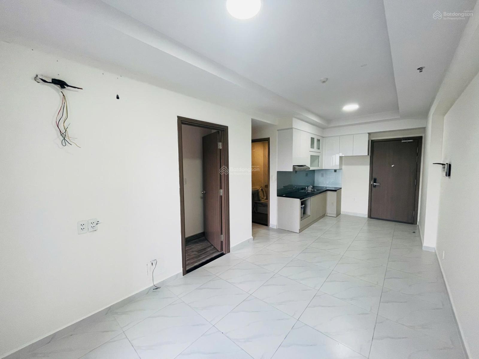 Bán căn hộ Happy One Vạn Xuân mặt tiền QL13 2PN 2WC 54m2 đã có sổ hồng giá rẻ 1 tỷ 5 tầng cao