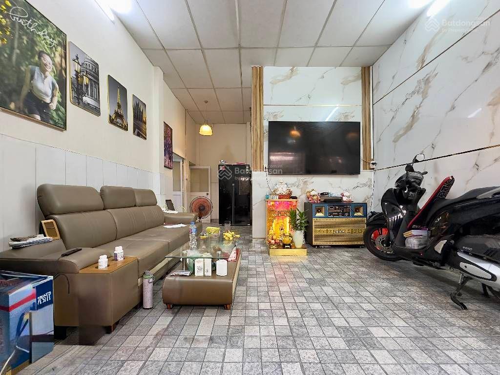 HÀNG HIẾM Q4- NGUYỄN KHOÁI- 65m2 NGANG 5,2m - 2 TẦNG- KDC HIỆN HUỮ - CHỈ 6 TỶ NHỈNH