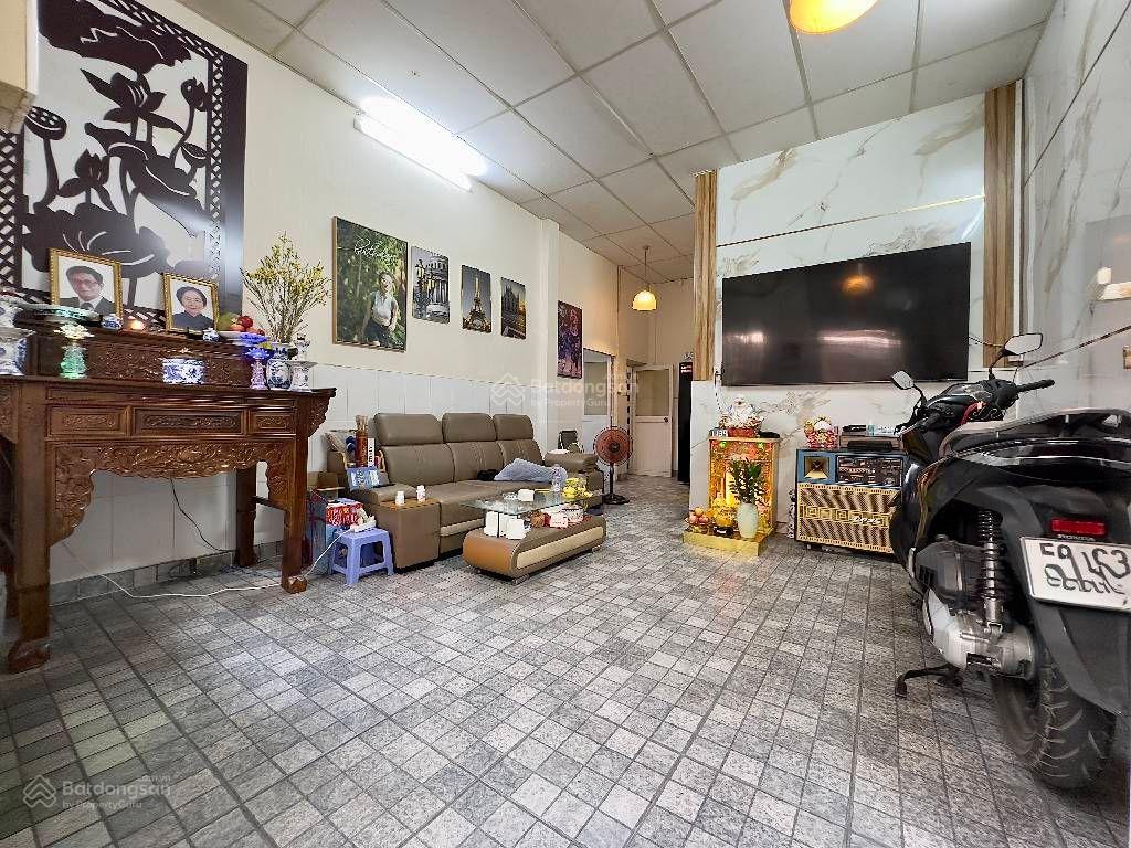 HÀNG HIẾM Q4- NGUYỄN KHOÁI- 65m2 NGANG 5,2m - 2 TẦNG- KDC HIỆN HUỮ - CHỈ 6 TỶ NHỈNH