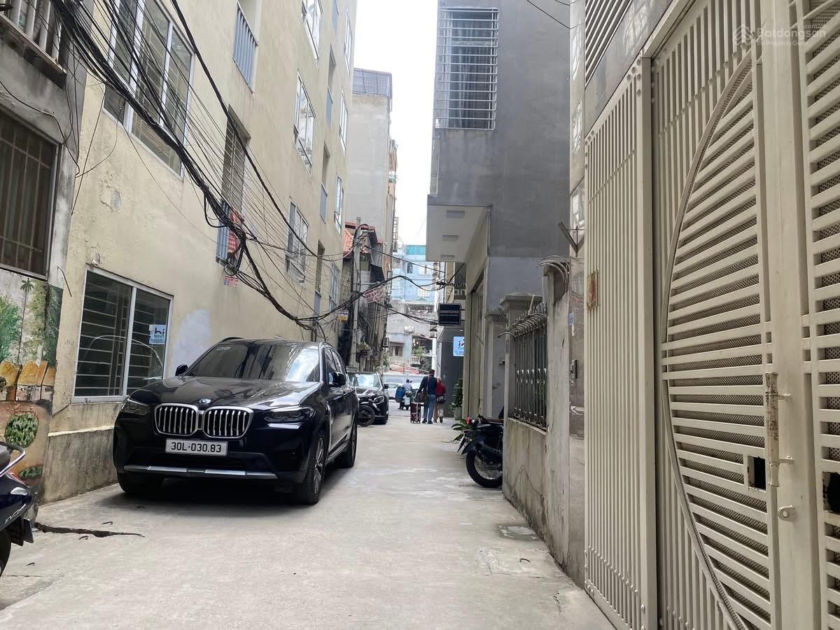 PHÂN LÔ LINH LANG ÔTÔ TRÁNH - GARA ÔTÔ 7C - BA BƯỚC CHÂN RA PHỐ Nhà hiện trạng 80m2 xây 2 tầng c