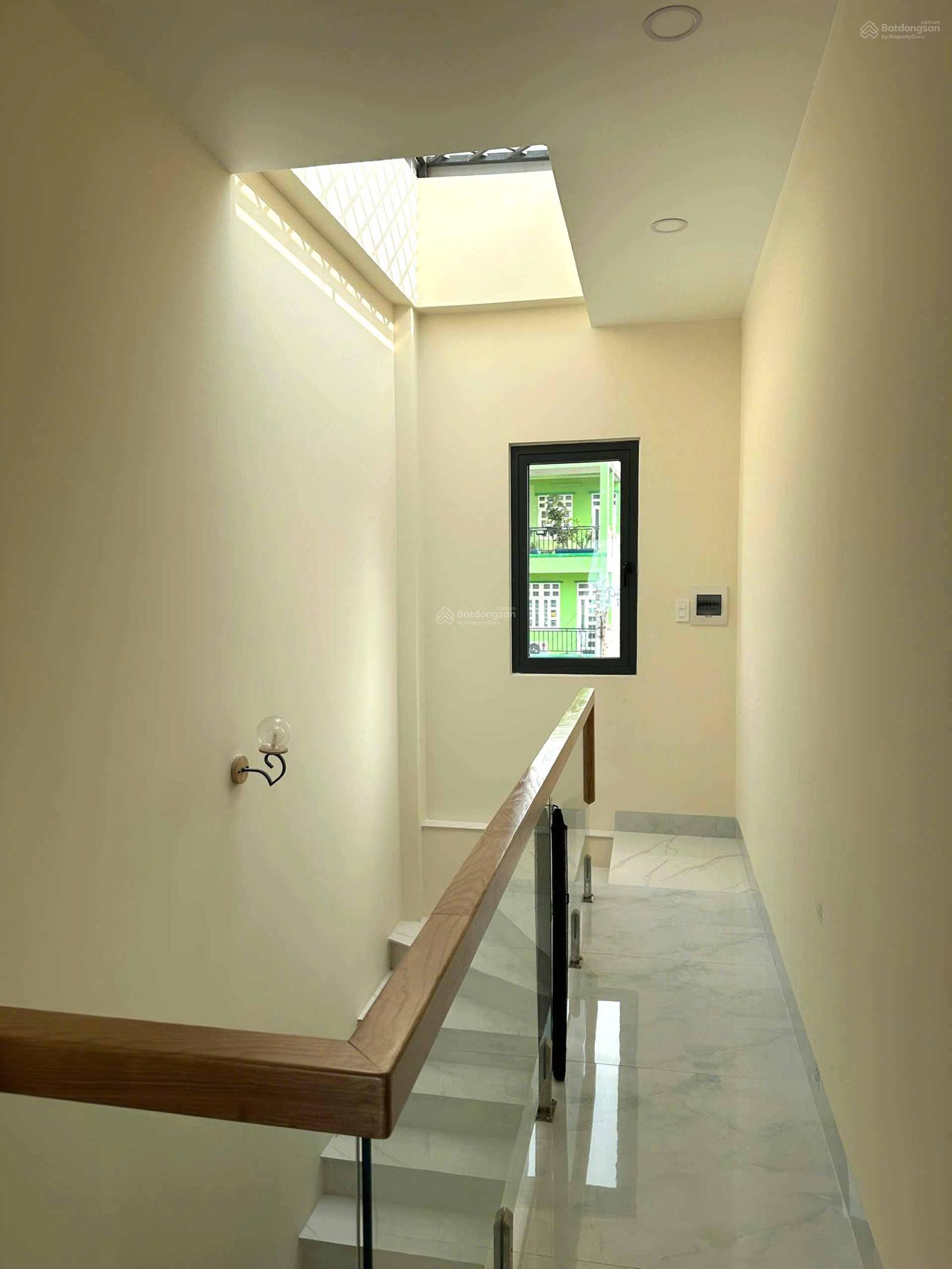 Nhà 3 Tầng Mới Xây Hẻm Xe Hơi Bình Chiểu 52m² Gần Chợ Nông Sản Giá 5 Tỷ