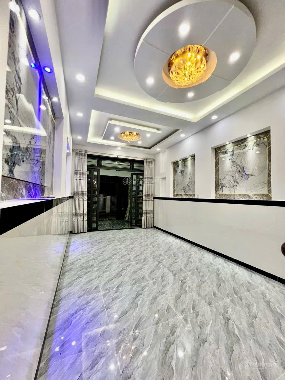 Nhà đẹp cần bán gấp thuộc phường Tân Chánh hiệp Q12 DT: 4 x 19m đúc 2 tấm giá bán: 6ty500tr