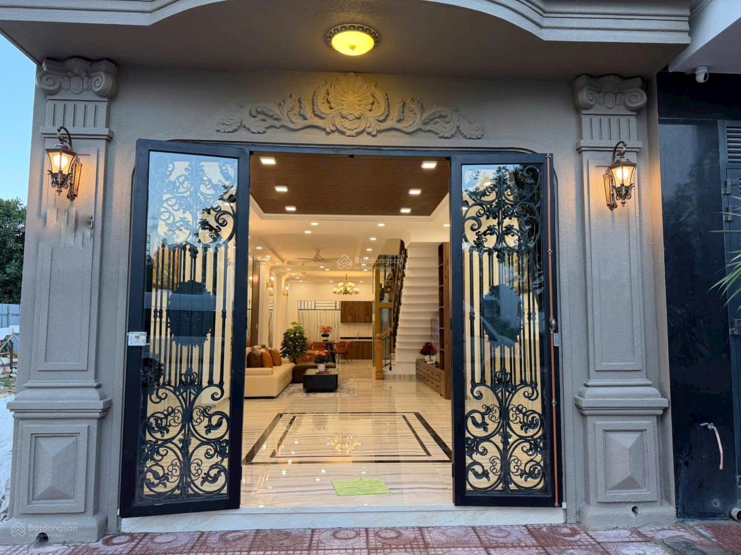 Bán căn nhà thiết kế sang trọng, nội thất cao cấp - ĐƯỜNG SỐ 13 - KĐT HÀ QUANG 2