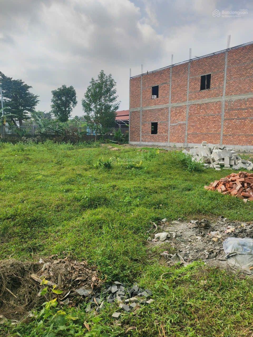 Đất gần nam kỳ khởi nghĩa 125m2 có 120m2 đất ở vuông vắn giá đầu tư 970 triệu.