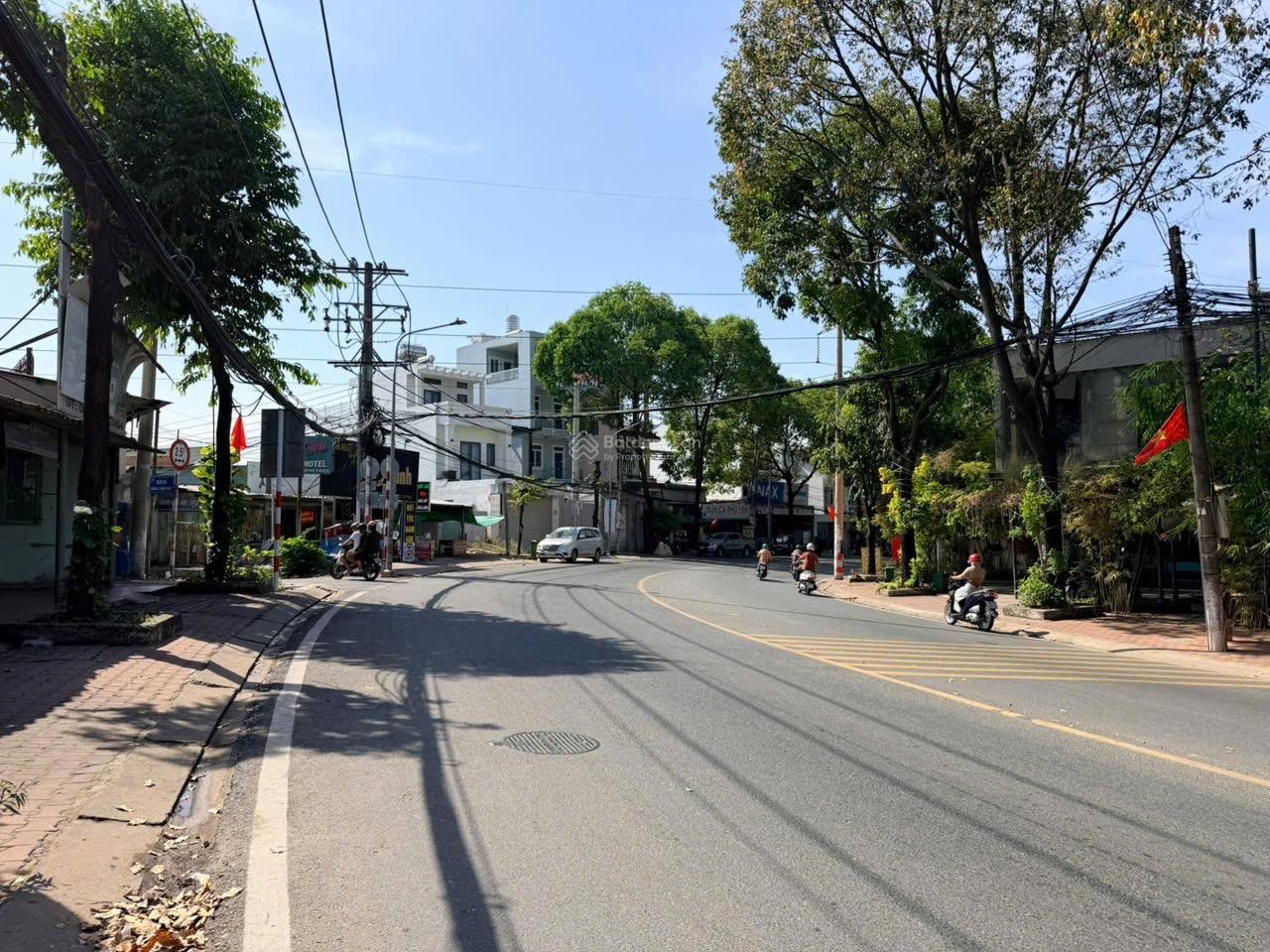 Tôi cần bán gấp lô đất MT Kinh Doanh nhánh Lê Hồng Phong, Trung tâm Thủ Dầu Một , Bình Dương
