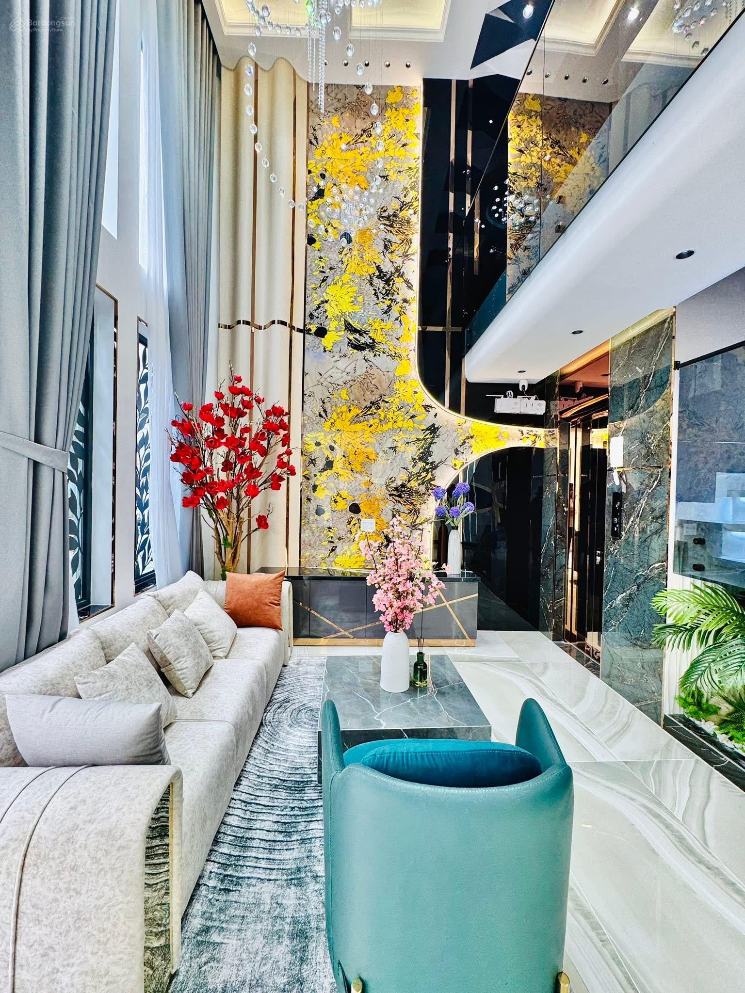 NHÀ ĐẸP XÂY MỚI - THIẾT KẾ HIỆN ĐẠI - TRUNG TÂM GÒ VẤP - GẦN LOTTE MART - THANG MÁY NHẬP KHẨU