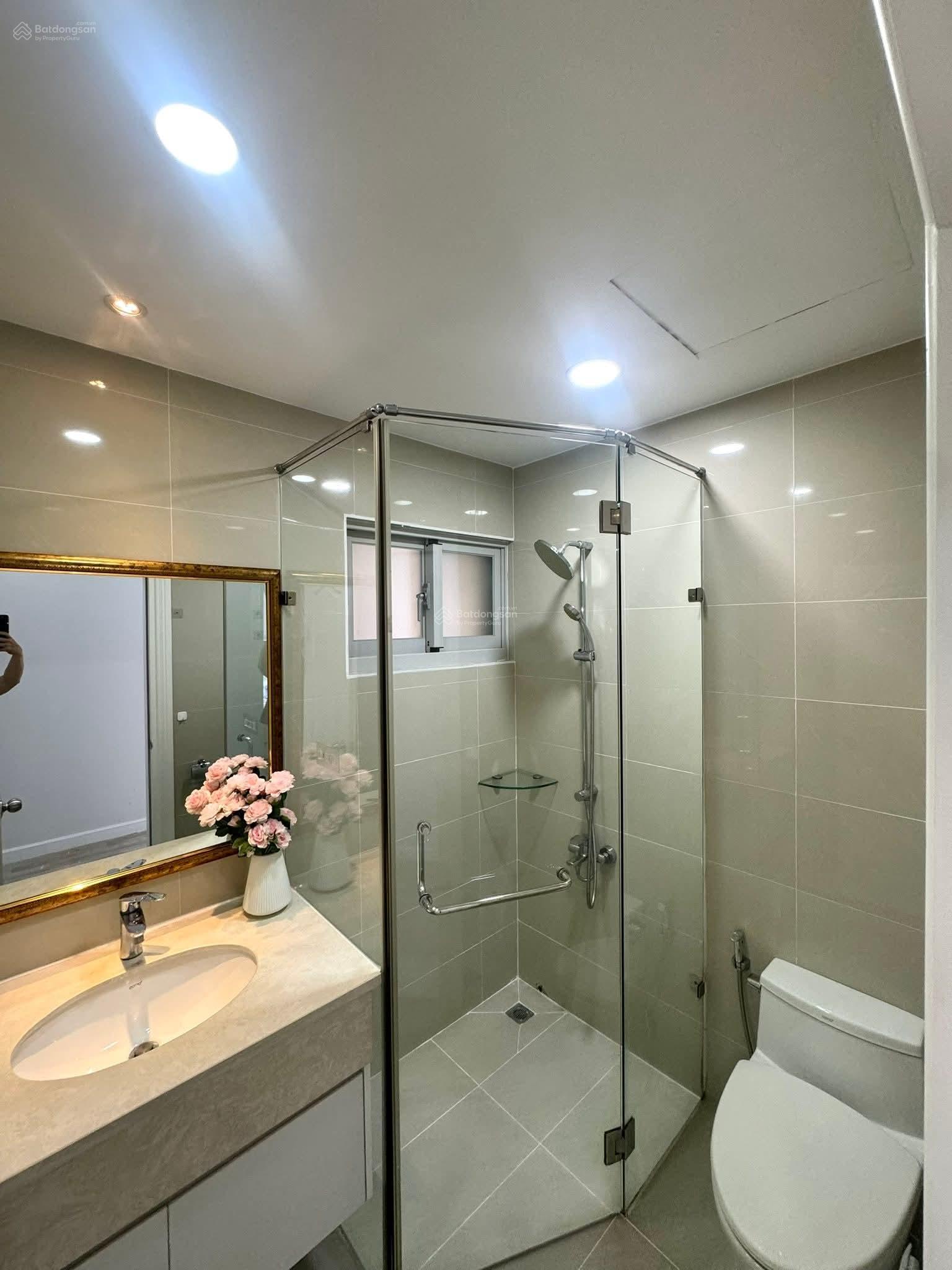 Bán căn hộ Star hill phú mỹ hưng,95m, 3pn,2wc, full nội thất mới,kèm ô xe hơi giá chỉ 9.xty Bán căn hộ Star hill phú mỹ hưng,95m, 3pn,2wc, full nội thất mới,kèm ô xe hơi giá chỉ 9.xty