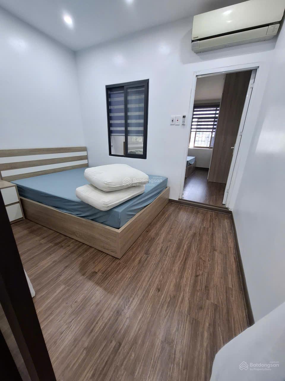 Bán căn hộ Tầng 1 dt 75m2 ( sổ 46m2 ), mt 7m, nhà đẹp + sân chơi rộng, về ở luôn. Giá 6,5 tỷ