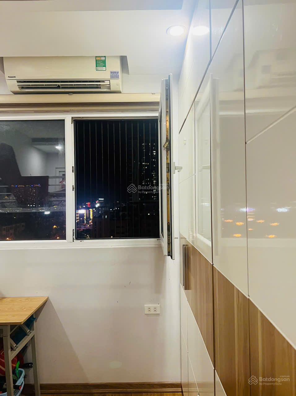 Chính chủ bán căn hộ 47 m2, 2pn, vs, KDT Nghĩa Đô - 106 Hoàng Quốc Việt
