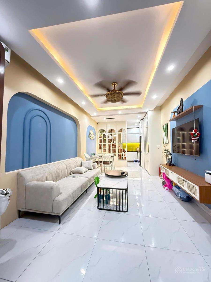 Nhà đẹp vị trí trung tâm Trần phú mỗ lao hà đông cạnh ga tàu điện cát linh DT38m2 giá hơn 8 tỷ