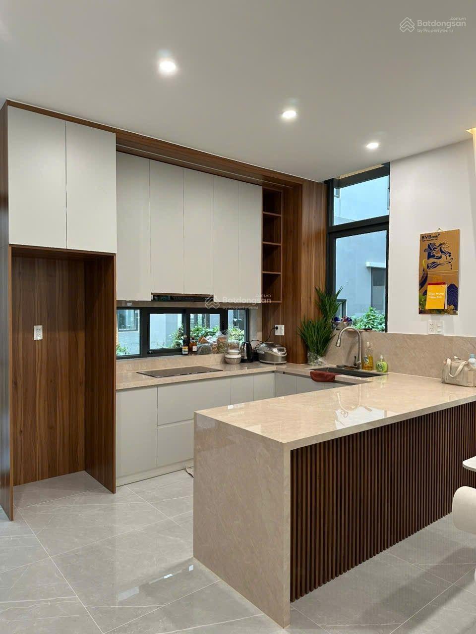 Cho thuê Villa sân vườn 7x15 ID Junction kế góc thoáng mát Full Nội Thất