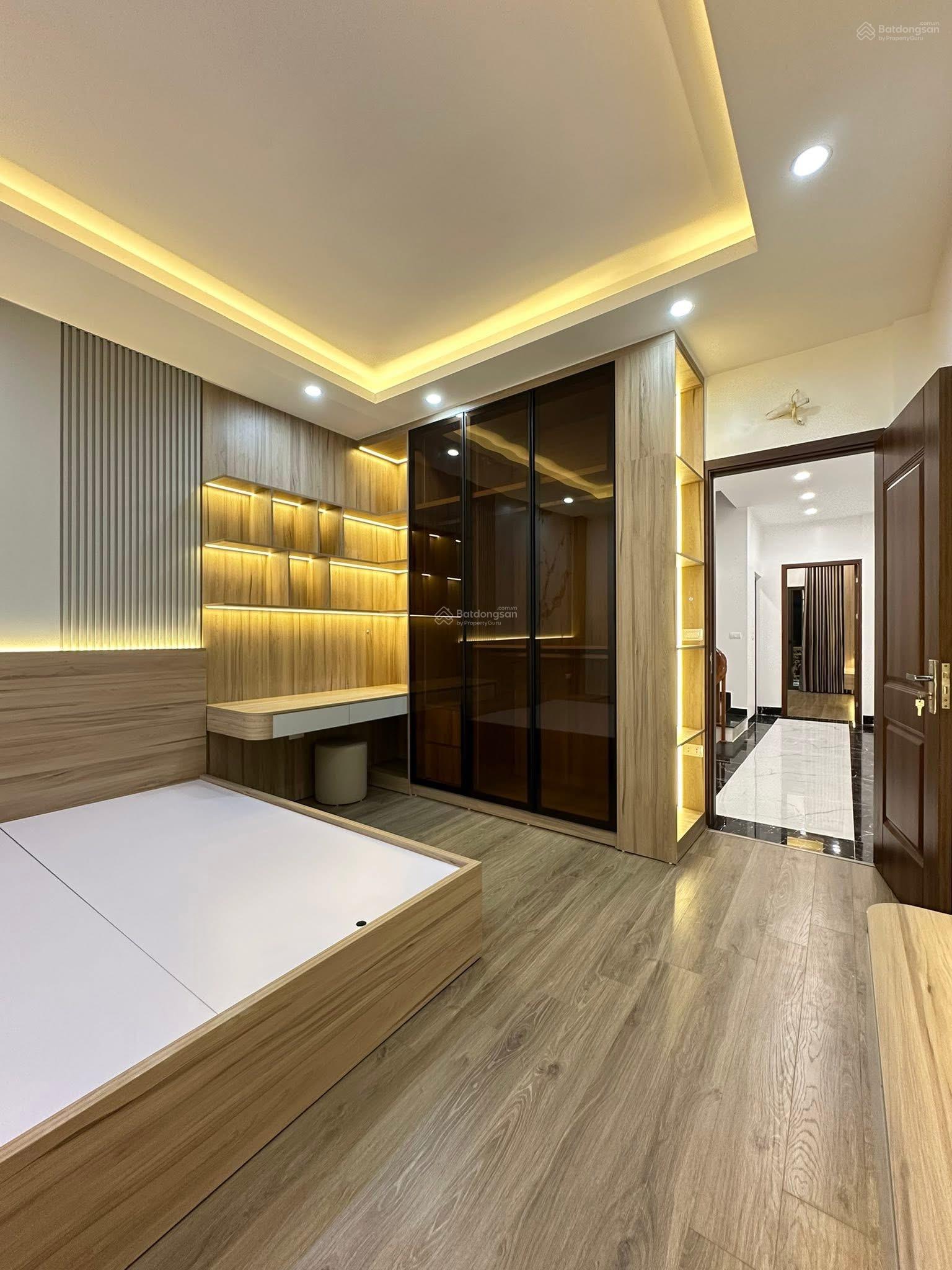 Phải Nhanh, Lạc Long Quân, Nhà Đẹp, 2 Thoáng, Ngõ Thông Ô Tô, 20m Ra Phố, Võ Chí Công, Tây Hồ.