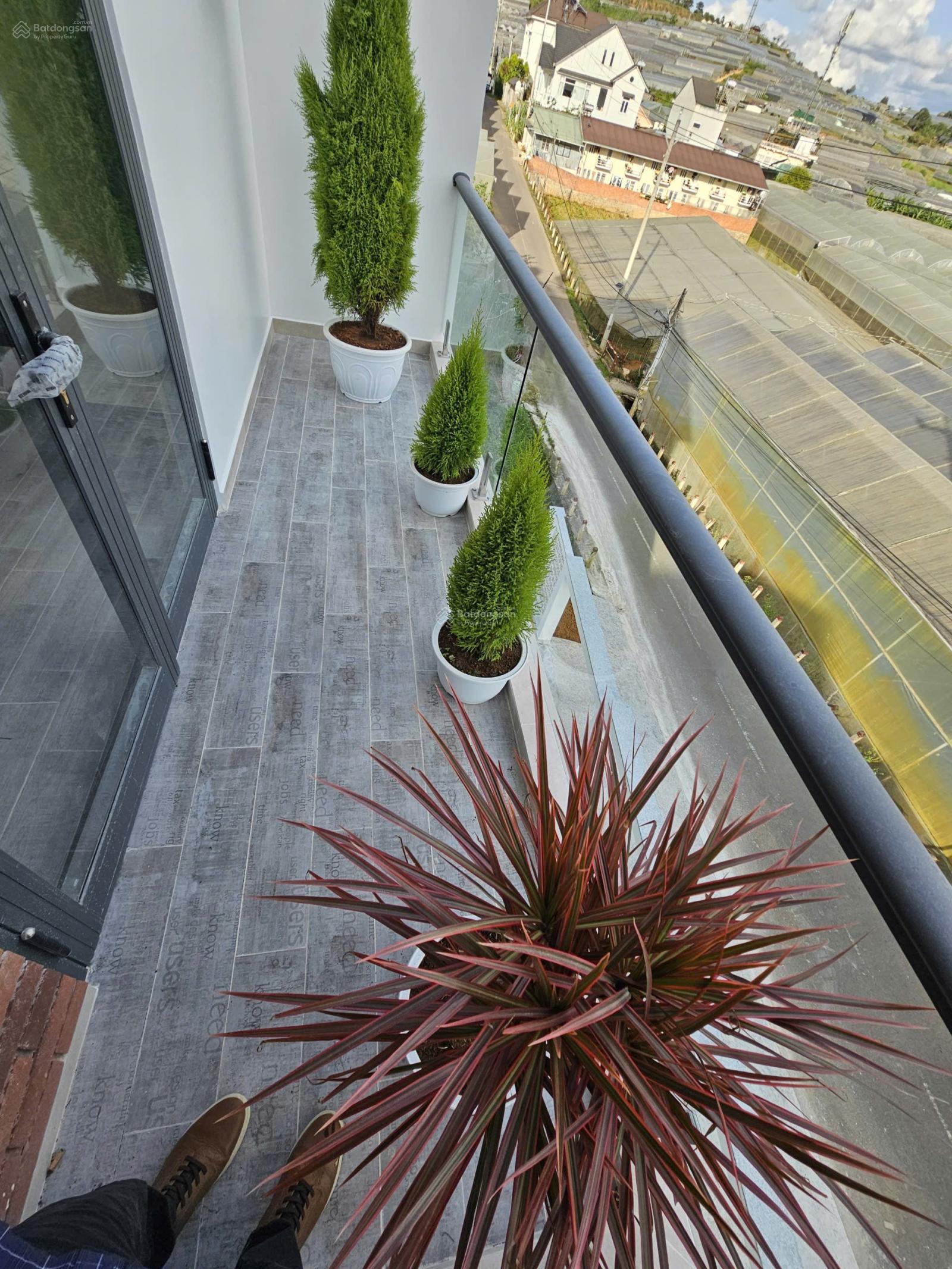 Còn 3 căn duy nhất Phường 12 Đà Lạt . Liên hệ Uyên 0948 676 ***