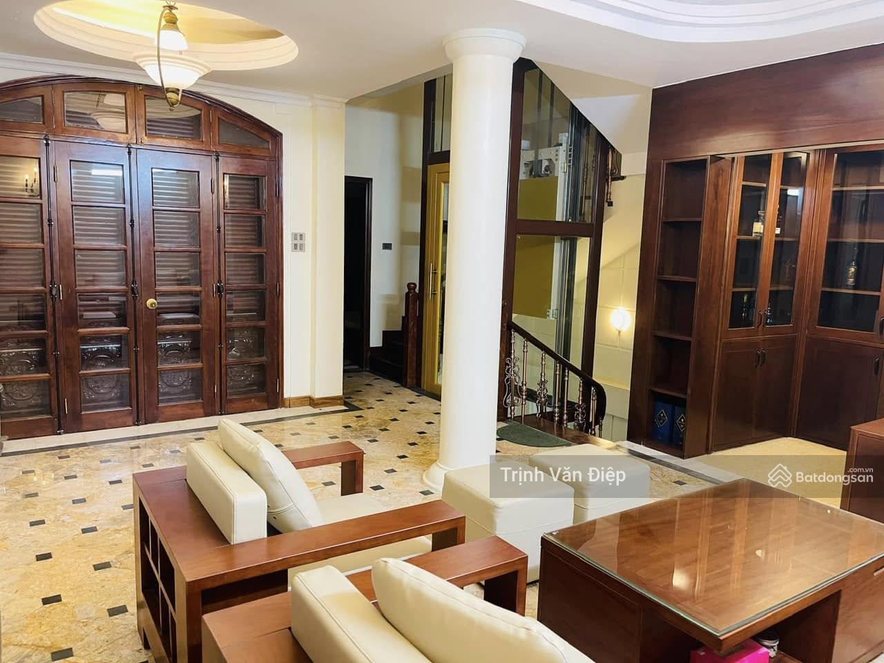 Bán Nhà Xuân Diệu Tây Hồ Lô Góc 2 Mặt Đường, oto vào nhà,Gần Hồ Tây % tầng thang máy DT 100m 46 tỷ Bán Nhà Xuân Diệu Tây Hồ Lô Góc 2 Mặt Đường, oto vào nhà,Gần Hồ Tây % tầng thang máy DT 100m 46 tỷ