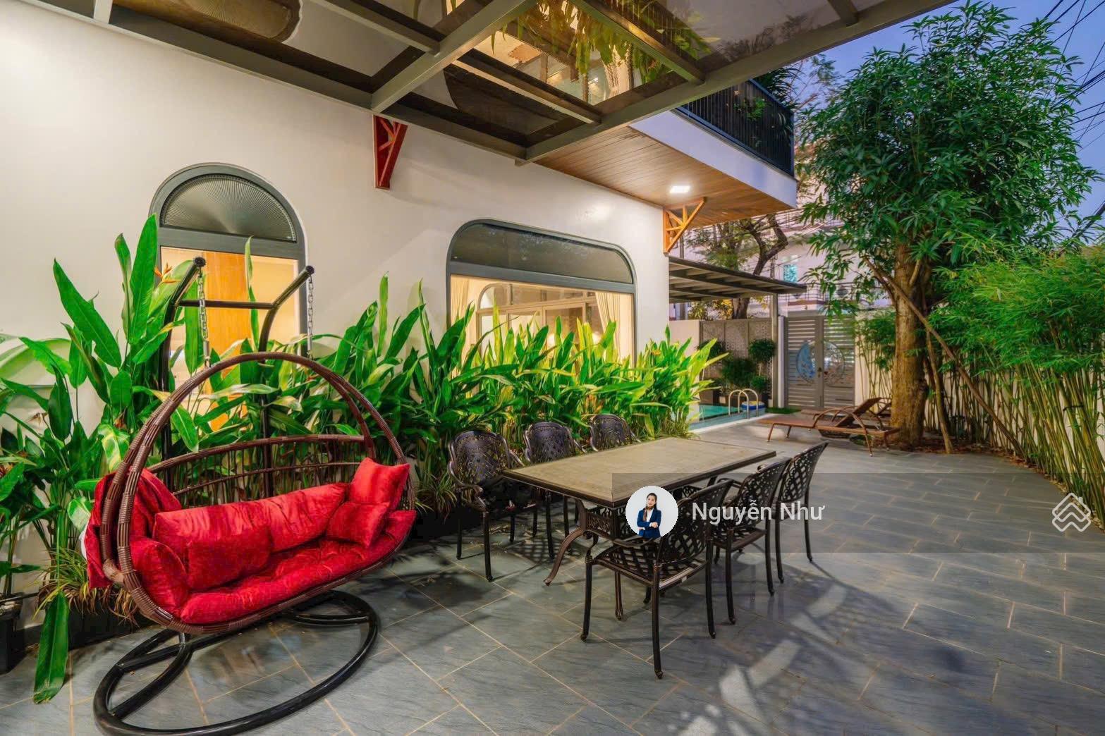 Cực phẩm Villa góc 2 mặt tiền khu Nam Việt Á- Đà Nẵng,198 m2x 2 tầng, có hồ bơi- hàng hiếm bán